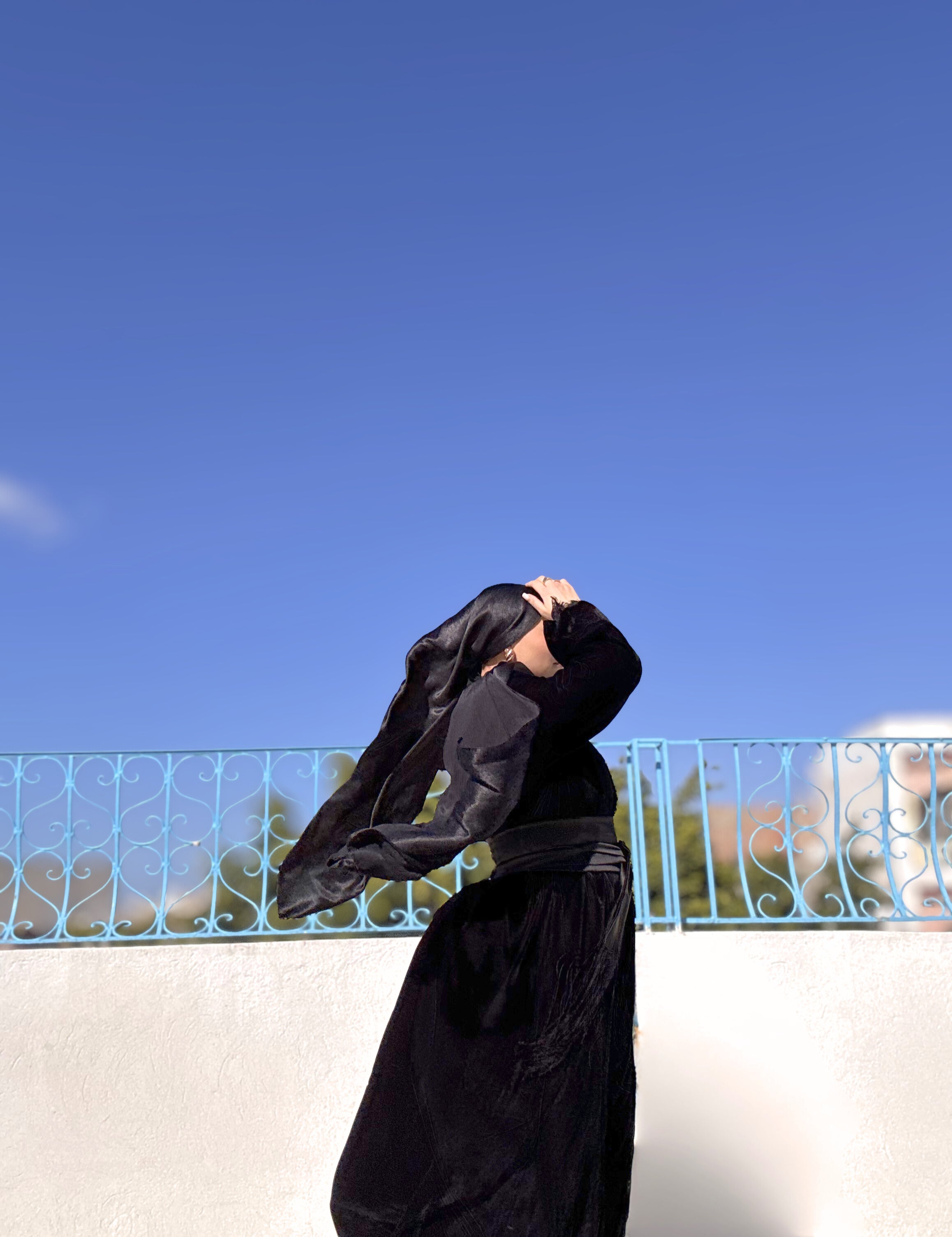 Abaya Sahar
