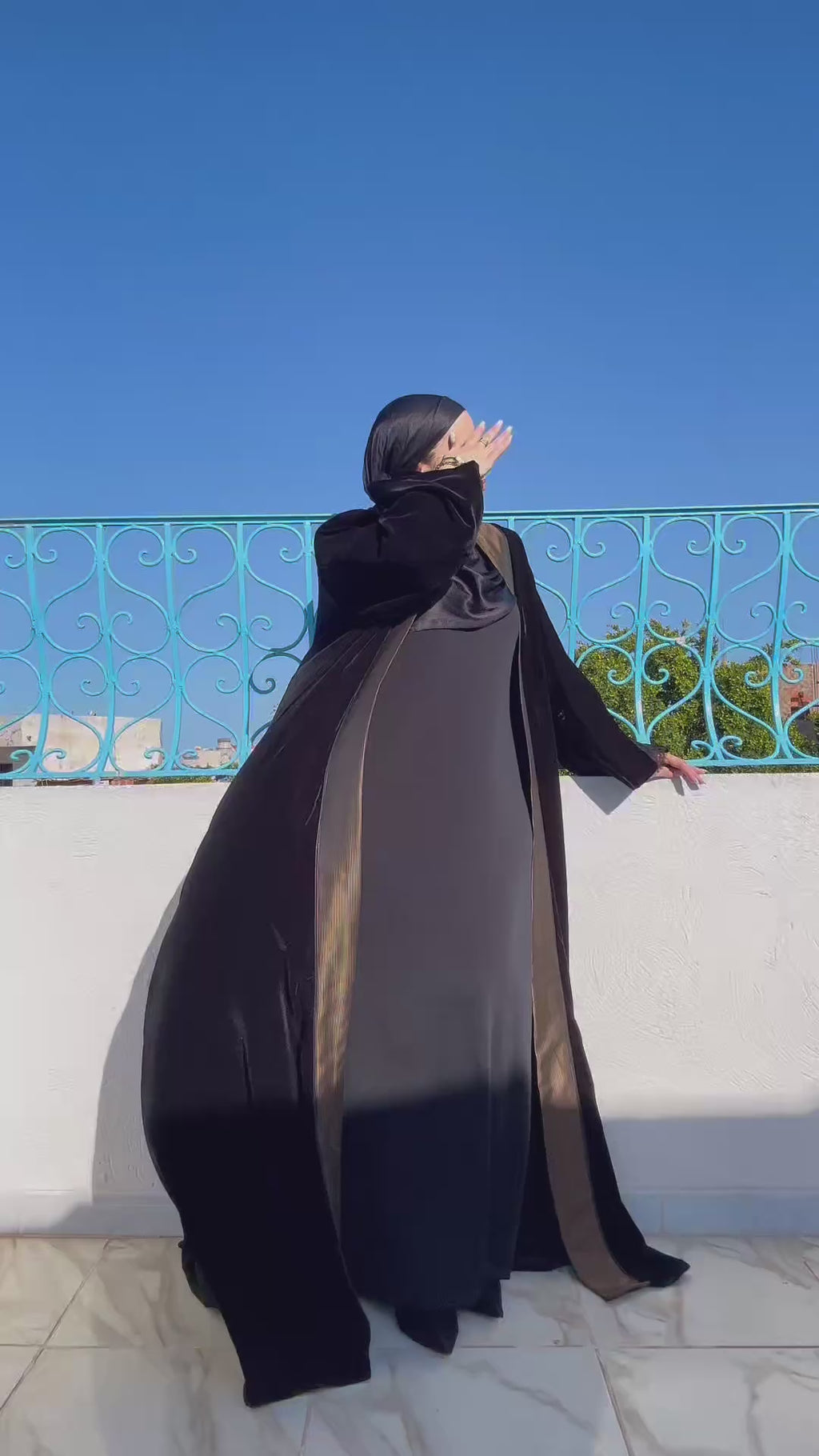 Abaya Joud